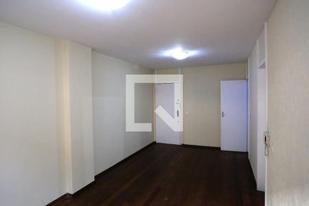Sala de apartamento para alugar com 2 quartos, 110m² em São Lucas, Belo Horizonte