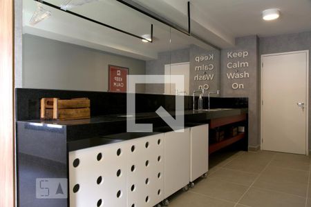 Studio para alugar com 25m², 1 quarto e sem vaga Studio para alugar com 25m², 1 quarto e sem vagaLavanderia