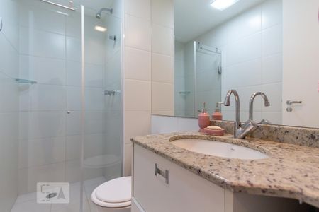 Apartamento para alugar com 56m², 2 quartos e 1 vaga Apartamento para alugar com 56m², 2 quartos e 1 vagaBanheiro