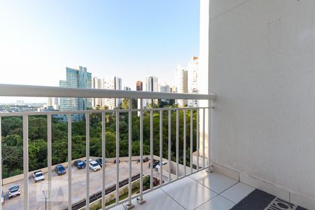 Varanda da sala de apartamento para alugar com 2 quartos, 56m² em Vila Andrade, São Paulo