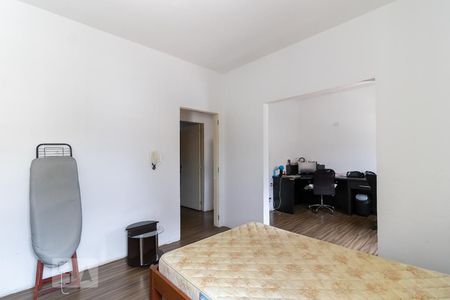 Casa para alugar com 300m², 5 quartos e 2 vagas Casa para alugar com 300m², 5 quartos e 2 vagasQuarto 1