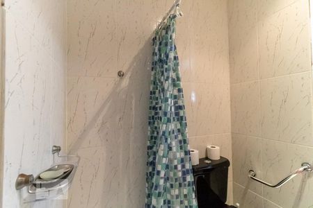 Casa para alugar com 300m², 5 quartos e 2 vagas Casa para alugar com 300m², 5 quartos e 2 vagasBanheiro da Suíte 2