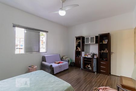 Casa para alugar com 300m², 5 quartos e 2 vagas Casa para alugar com 300m², 5 quartos e 2 vagasQuarto 2