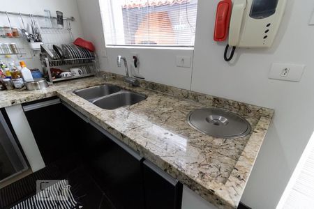 Casa para alugar com 300m², 5 quartos e 2 vagas Casa para alugar com 300m², 5 quartos e 2 vagasCozinha