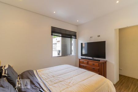 Casa para alugar com 300m², 5 quartos e 2 vagas Casa para alugar com 300m², 5 quartos e 2 vagasSuíte