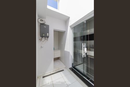 Casa para alugar com 300m², 5 quartos e 2 vagas Casa para alugar com 300m², 5 quartos e 2 vagasÁrea Externa