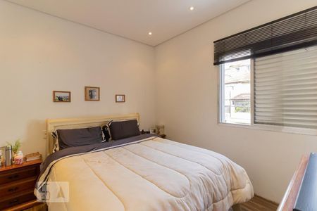 Casa para alugar com 300m², 5 quartos e 2 vagas Casa para alugar com 300m², 5 quartos e 2 vagasSuíte