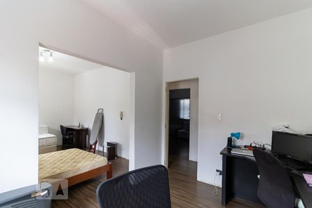 Casa para alugar com 300m², 5 quartos e 2 vagas Casa para alugar com 300m², 5 quartos e 2 vagasQuarto 1