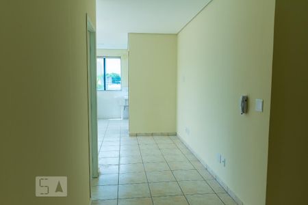 Entrada de kitnet/studio para alugar com 1 quarto, 50m² em Vila Albertina, São Paulo