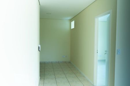 Corredor de kitnet/studio para alugar com 1 quarto, 50m² em Vila Albertina, São Paulo