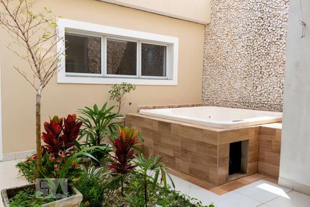 Casa à venda com 450m², 4 quartos e 6 vagasSpa