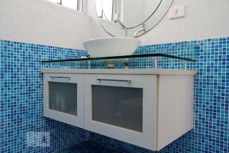 Casa à venda com 450m², 4 quartos e 6 vagasBanheiro