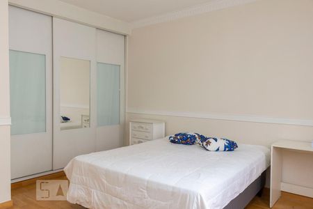 Casa à venda com 450m², 4 quartos e 6 vagasQuarto 2