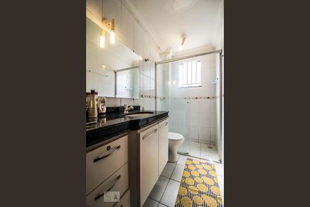 Apartamento para alugar com 62m², 2 quartos e 1 vagaQuarto 2 (suíte) Banheiro