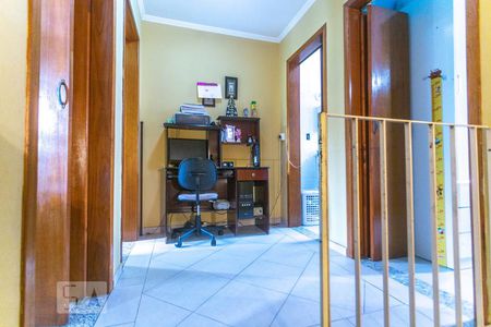 Casa à venda com 74m², 3 quartos e 2 vagas Casa à venda com 74m², 3 quartos e 2 vagasHall dos quartos