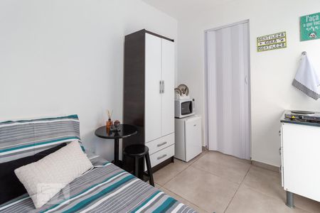 Kitnet de kitnet/studio para alugar com 1 quarto, 10m² em Vila Osasco, Osasco