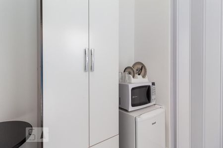 Kitnet de kitnet/studio para alugar com 1 quarto, 10m² em Vila Osasco, Osasco