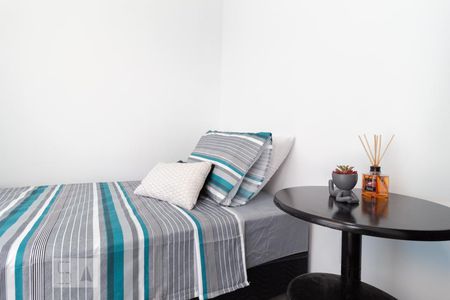 Kitnet de kitnet/studio para alugar com 1 quarto, 10m² em Vila Osasco, Osasco