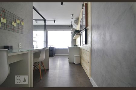 Apartamento à venda com 75m², 2 quartos e 2 vagasSala de estudos