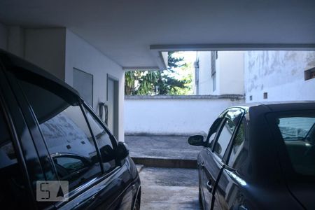 Apartamento à venda com 77m², 2 quartos e 1 vagaGaragem