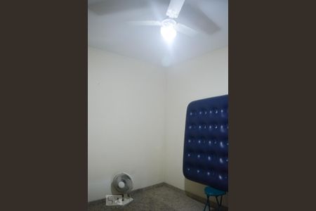 Apartamento à venda com 77m², 2 quartos e 1 vagaQuarto 2