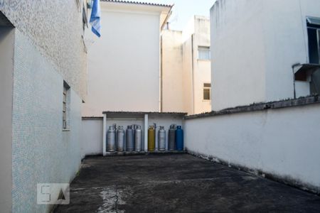 Apartamento à venda com 77m², 2 quartos e 1 vagaGaragem