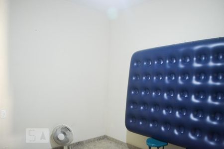 Apartamento à venda com 77m², 2 quartos e 1 vagaQuarto 2