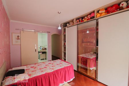 Casa à venda com 300m², 2 quartos e 2 vagasSuíte 2