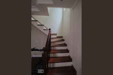 Escada de casa à venda com 2 quartos, 300m² em Jardim Rosa de Franca, Guarulhos