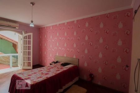 Casa à venda com 300m², 2 quartos e 2 vagasSuíte 2