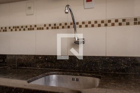 Apartamento à venda com 104m², 3 quartos e sem vaga Apartamento à venda com 104m², 3 quartos e sem vagaCozinha e Área de Serviço