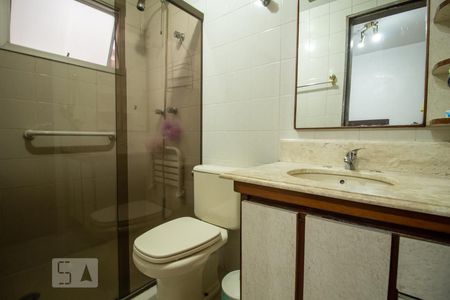 Apartamento à venda com 130m², 4 quartos e 3 vagas Apartamento à venda com 130m², 4 quartos e 3 vagasBanheiro Quarto 3