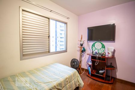 Apartamento à venda com 130m², 4 quartos e 3 vagas Apartamento à venda com 130m², 4 quartos e 3 vagasQuarto 1