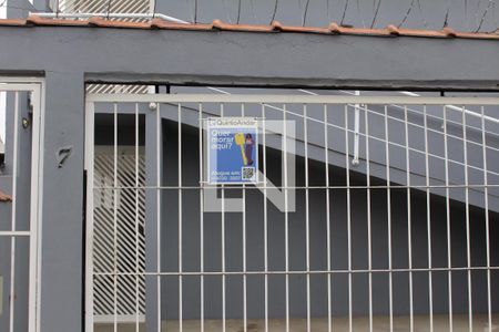 Fachada de casa para alugar com 1 quarto, 30m² em Vila Cleonice, São Paulo