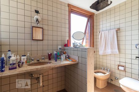 Apartamento à venda com 470m², 4 quartos e 4 vagasBanheiro da Suíte