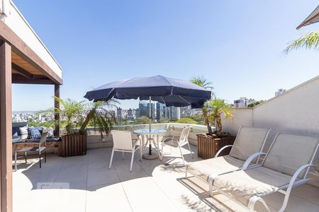 Apartamento à venda com 470m², 4 quartos e 4 vagasTerraço