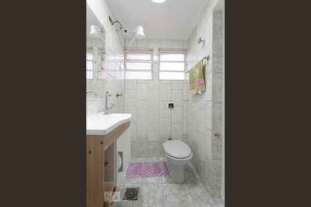 Banheiro de apartamento para alugar com 1 quarto, 40m² em Bela Vista, São Paulo