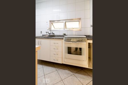 Apartamento para alugar com 79m², 2 quartos e 1 vagaCozinha