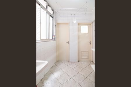 Apartamento para alugar com 79m², 2 quartos e 1 vagaÁrea de Serviço
