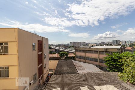 Sala vista de apartamento à venda com 2 quartos, 65m² em Pilares, Rio de Janeiro