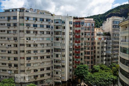 Vista de kitnet/studio para alugar com 1 quarto, 40m² em Copacabana, Rio de Janeiro