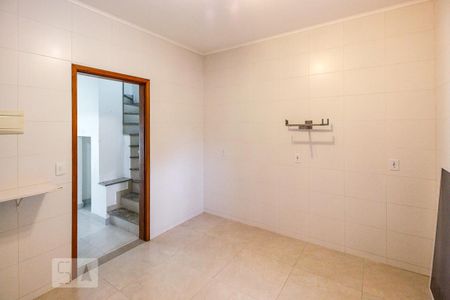 Casa para alugar com 90m², 2 quartos e 1 vaga Casa para alugar com 90m², 2 quartos e 1 vagaCozinha