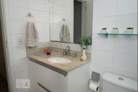 Apartamento à venda com 112m², 3 quartos e 2 vagas Apartamento à venda com 112m², 3 quartos e 2 vagasBanheiro