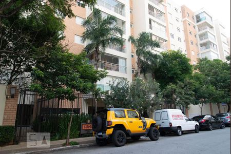 Apartamento à venda com 112m², 3 quartos e 2 vagas Apartamento à venda com 112m², 3 quartos e 2 vagasFachada