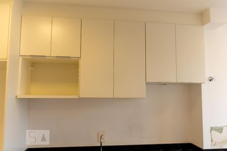 Apartamento para alugar com 40m², 2 quartos e sem vaga Apartamento para alugar com 40m², 2 quartos e sem vagaCozinha - Armários