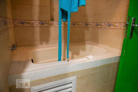 Apartamento à venda com 300m², 4 quartos e 1 vagaBanheiro Social 2