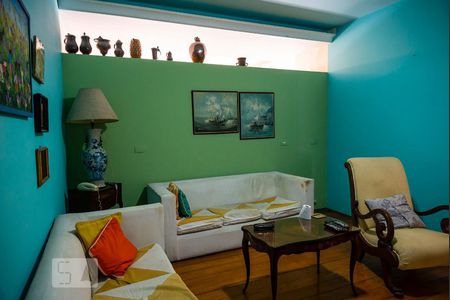 Sala de TV de apartamento à venda com 4 quartos, 300m² em Copacabana, Rio de Janeiro