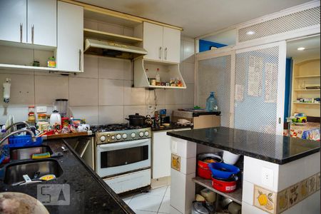Apartamento à venda com 300m², 4 quartos e 1 vagaCozinha 
