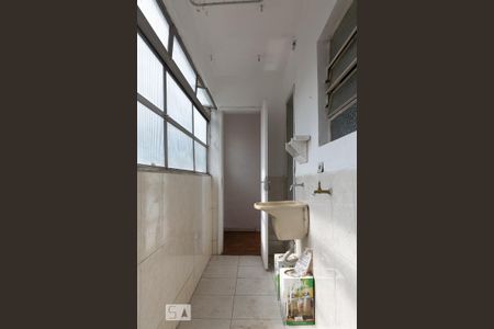 Apartamento à venda com 70m², 2 quartos e sem vagaÁrea de serviço
