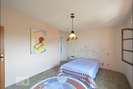 Casa à venda com 554m², 4 quartos e 4 vagas Casa à venda com 554m², 4 quartos e 4 vagasQuarto 1